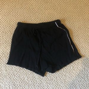 Brandy Melville shorts